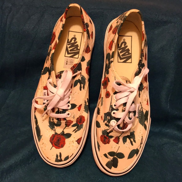 Vans Sneakers Authentic Style VN0A38EMUKO - Picture 4 of 13